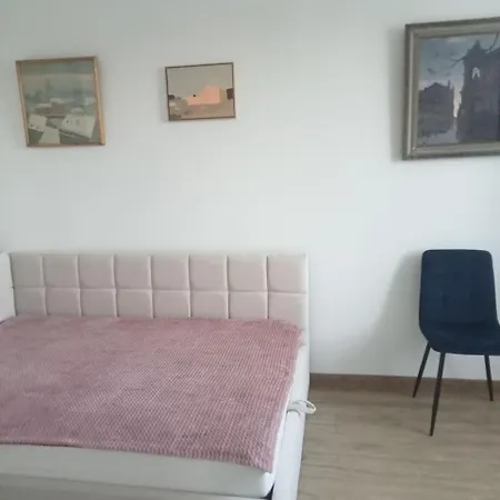 Cozy On Shevchenko Avenue