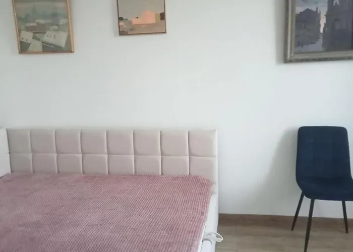 Cozy On Shevchenko Avenue